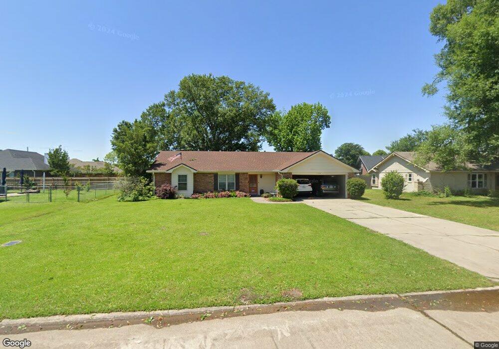 724 Bonvue St, Lake Charles, LA 70605 - photo 1