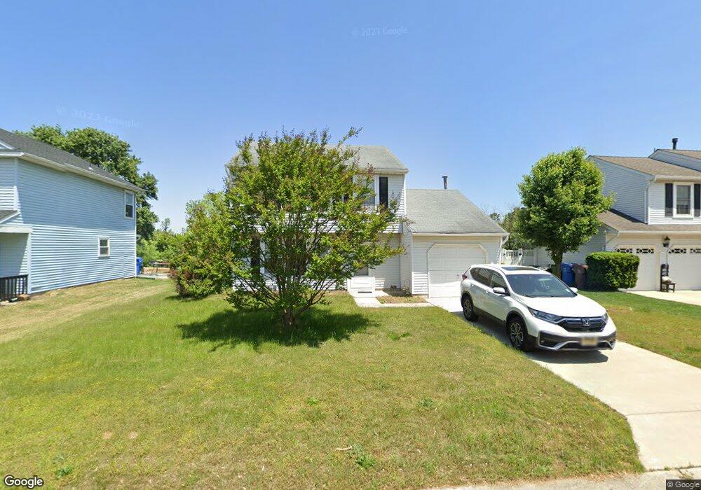 106 Robins Run W, Swedesboro, NJ 08085 - photo 1