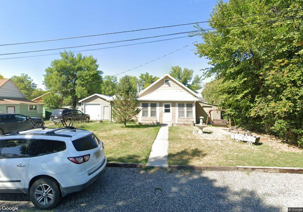 319 Norton St, Columbus, MT 59019 - photo 1