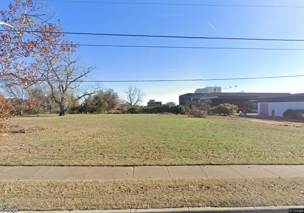 2000 Parkwood Dr, Bedford, TX 76021 - photo 1
