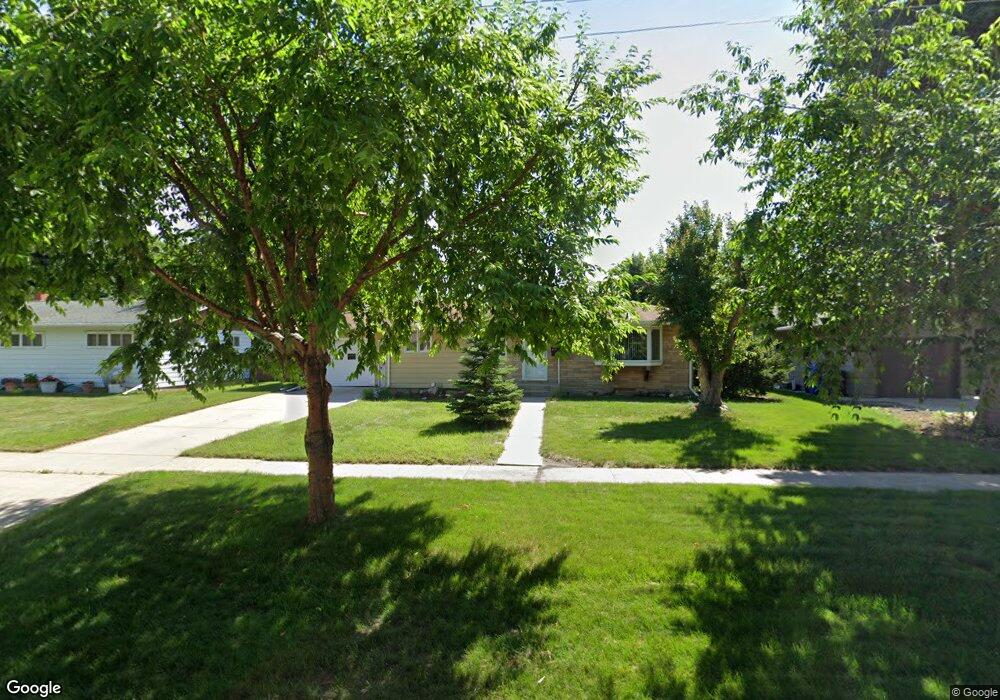 1834 17th St S, Fargo, ND 58103 - photo 1