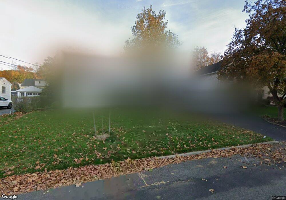 256 Buttonwood Dr, Paramus, NJ 07652 - photo 1