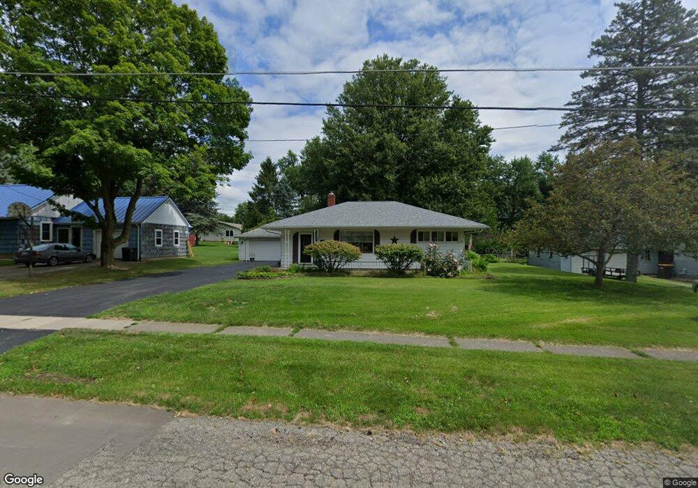 401 S Comstock St, Addison, MI 49220 - photo 1