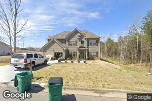 44 N Village Cir, Rydal, GA 30171
