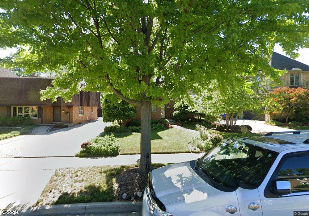 552 S Linden Ave, Elmhurst, IL 60126 - photo 1