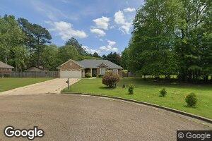 1208 Meadow Ct, West Point, MS 39773