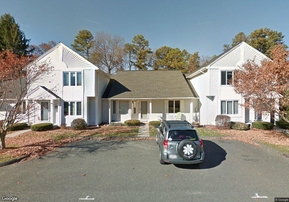 610 County Rd unit 9, Holyoke, MA 01040 - photo 1