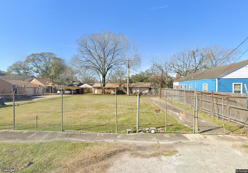 2822 Iola St, Houston, TX 77017 - photo 1