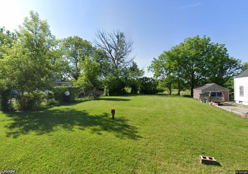 1305 W Cass Ave, Flint, MI 48505 - photo 1