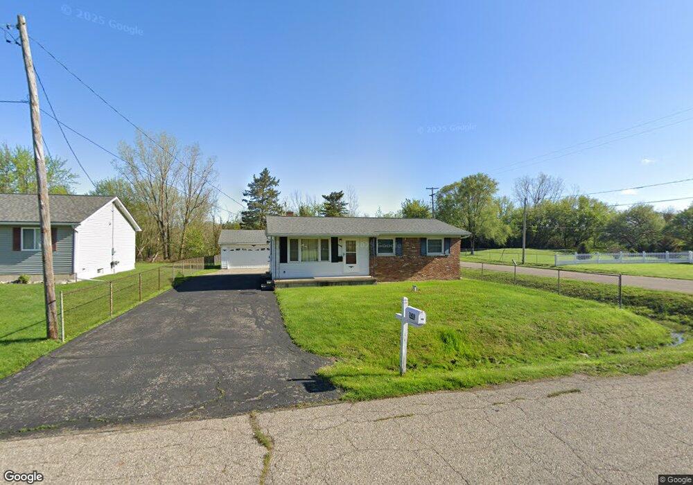 2418 Will Jo Ln, Flint, MI 48507 - photo 1
