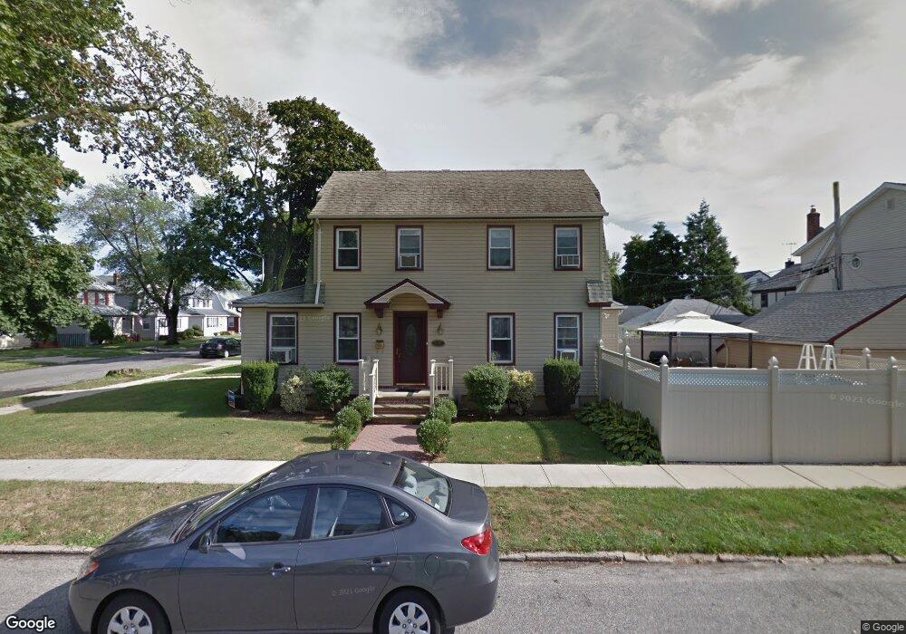 8702 252nd St, Bellerose, NY 11426 - photo 1