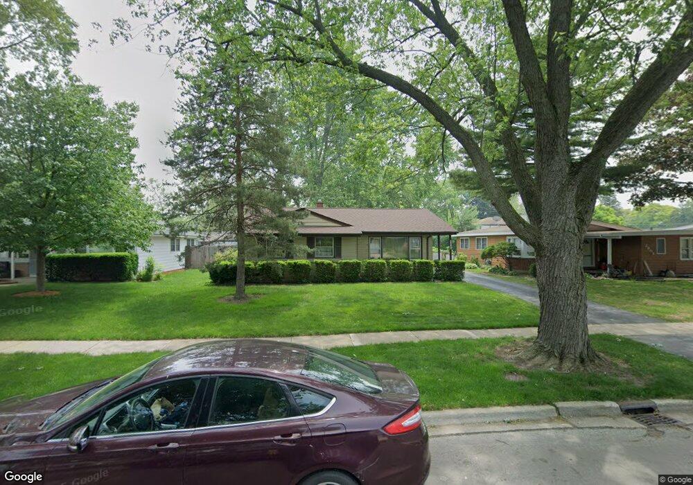 2215 Martin Ln, Rolling Meadows, IL 60008 - photo 1