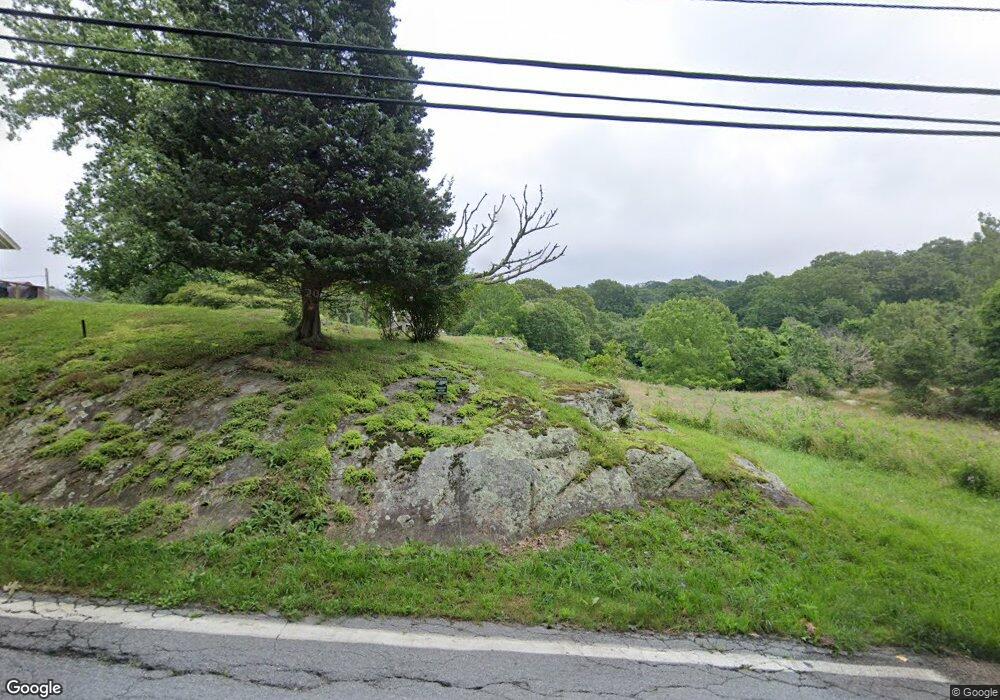 580 Highland Rd, Tiverton, RI 02878 - photo 1