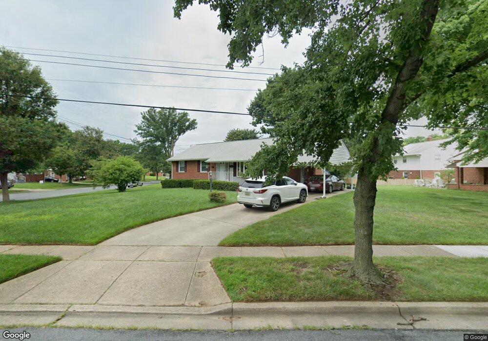 8200 Oliver St, New Carrollton, MD 20784 - photo 1