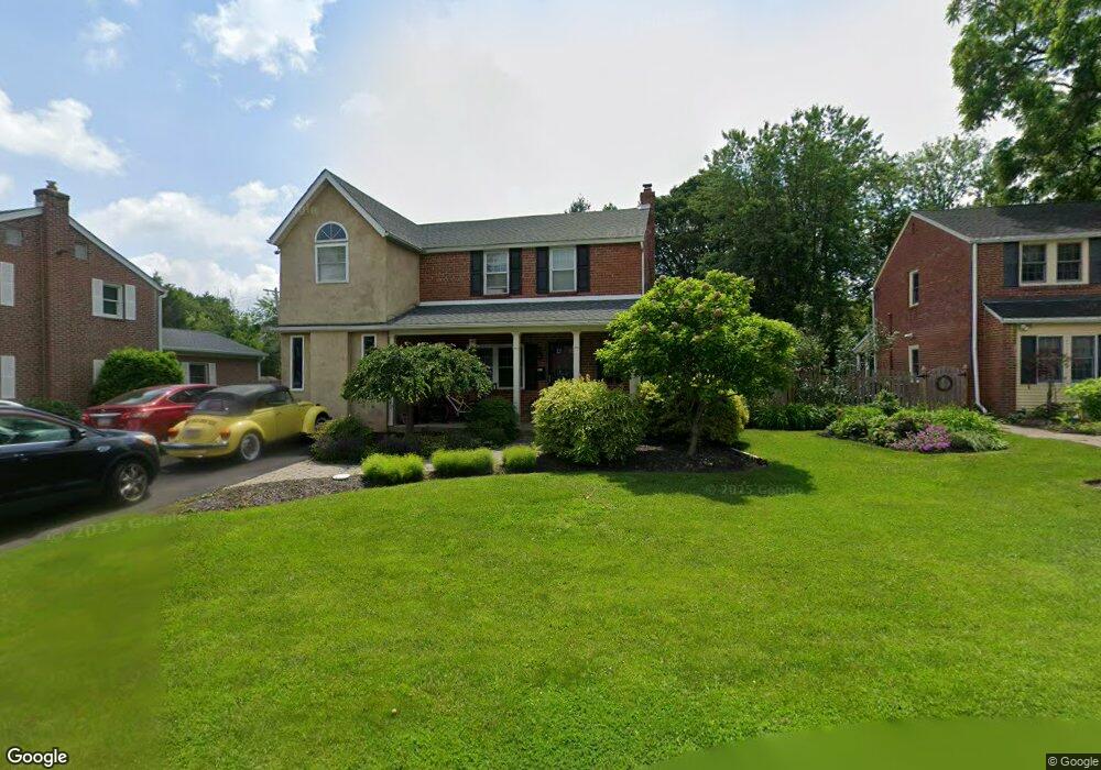 4007 S Warner Rd, Lafayette Hill, PA 19444 - photo 1