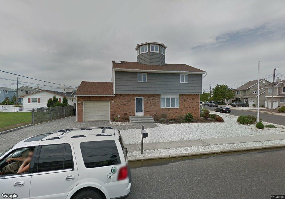 427 Hialeah Dr, Lavallette, NJ 08735 - photo 1