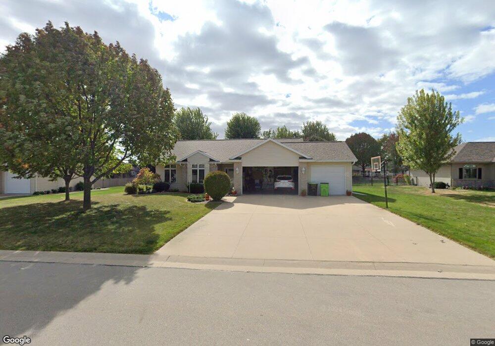 W5939 Geranium Dr, Appleton, WI 54915 - photo 1