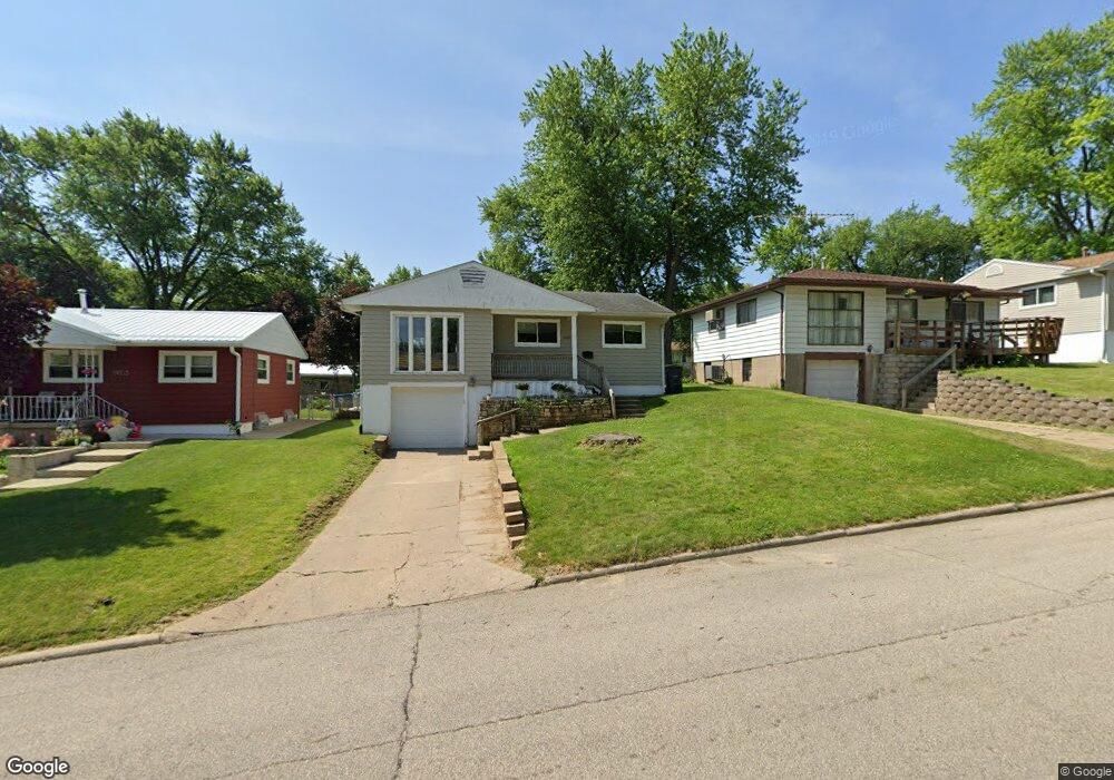 1605 13th Ave SW, Cedar Rapids, IA 52404 - photo 1