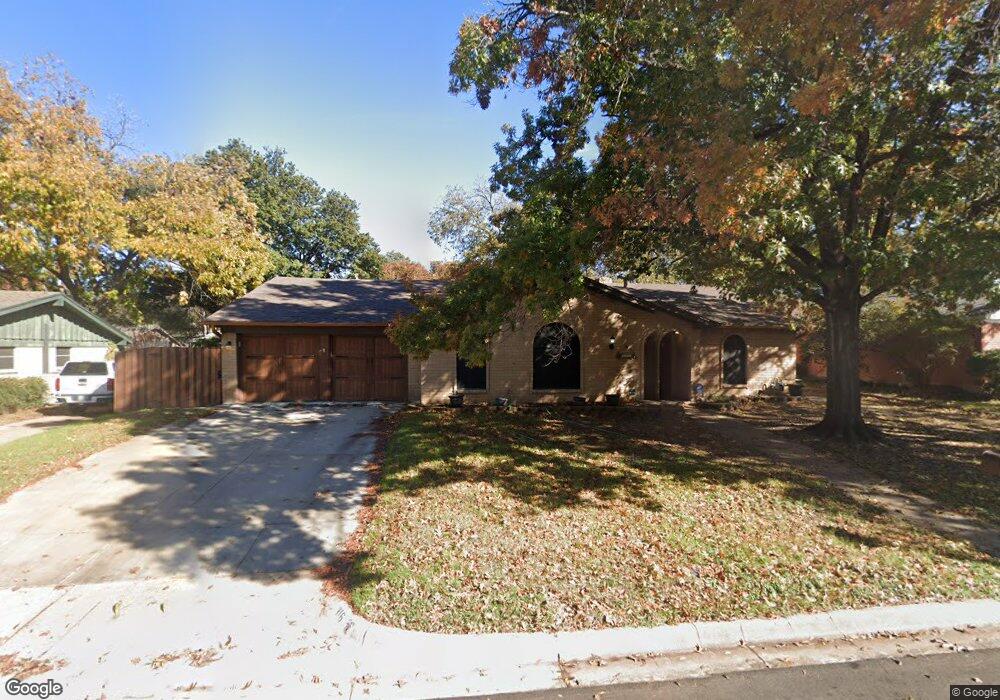 316 Cooper Dr, Hurst, TX 76053 - photo 1