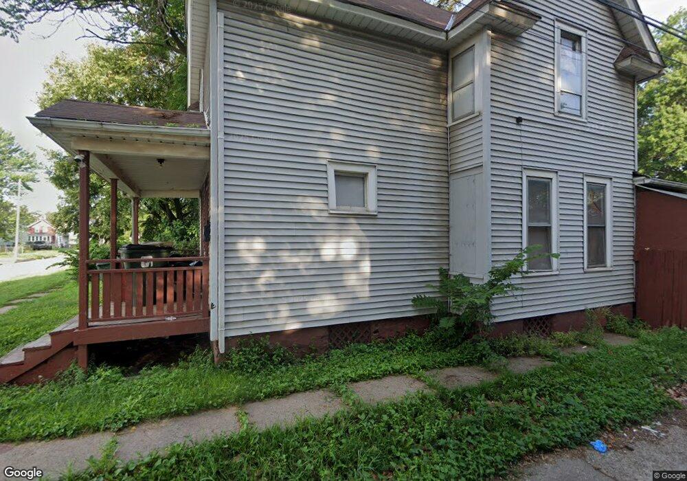 2118 Dixwell St, Davenport, IA 52802 - photo 1