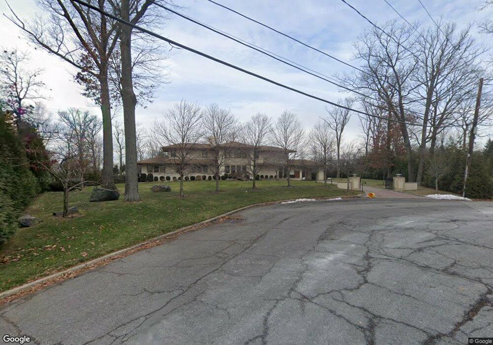 122 Roberts Rd, Englewood Cliffs, NJ 07632 - photo 1