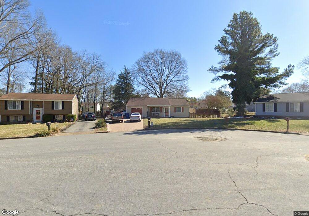 7335 Springleaf Ct, North Chesterfield, VA 23234 - photo 1