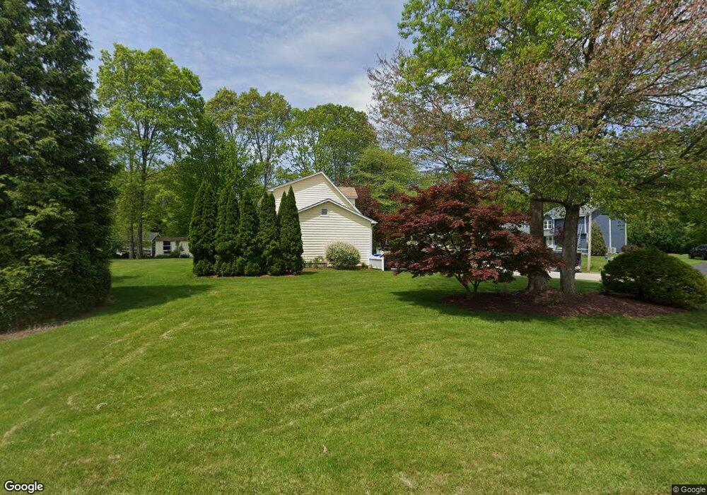 31 Stonebridge Ct, Cranston, RI 02921 - photo 1