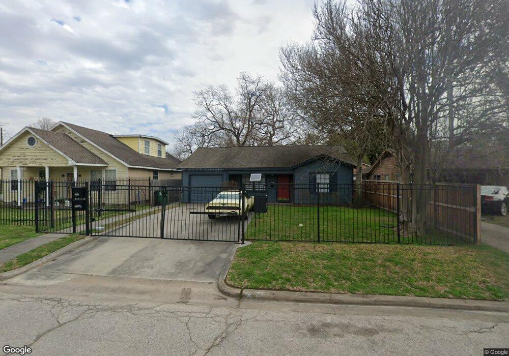4816 Moore St, Houston, TX 77009 - photo 1