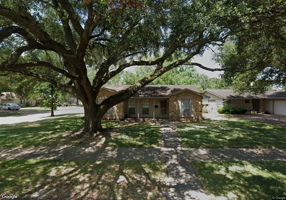 11050 Hoffer St, Houston, TX 77089 - photo 1