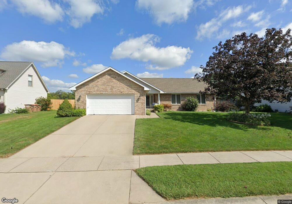 3706 Greenway Ct, Columbus, IN 47203 - photo 1