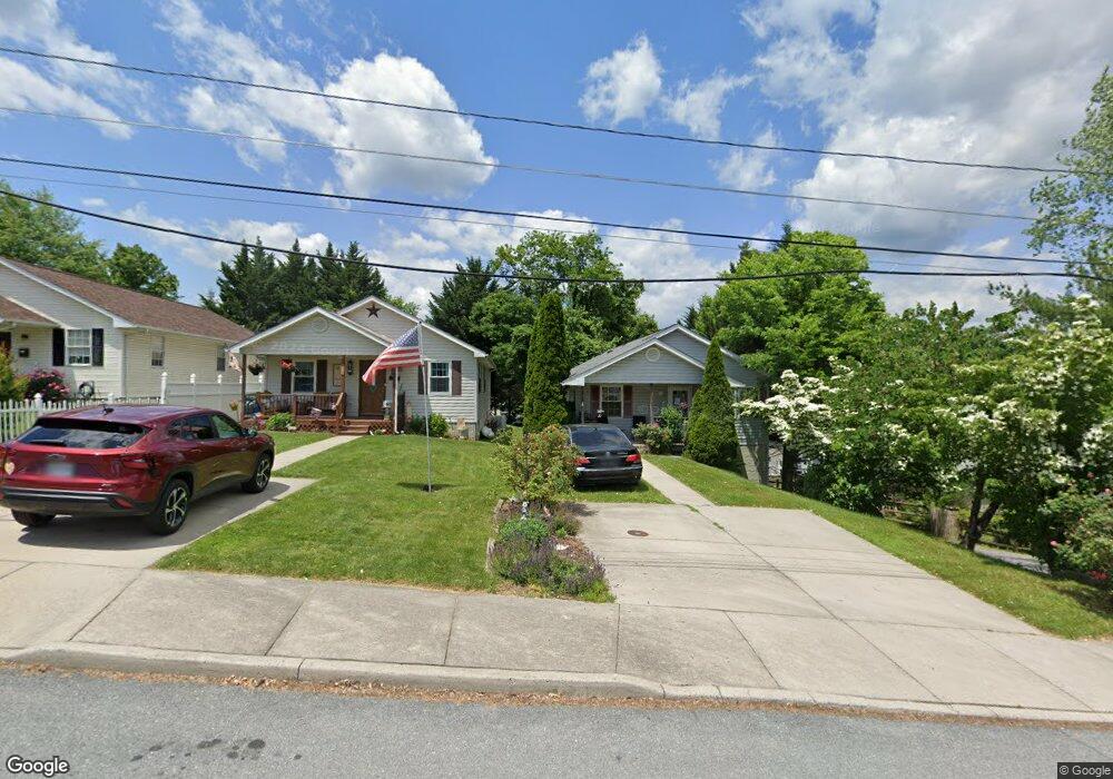 215 4th Ave, Brunswick, MD 21716 - photo 1