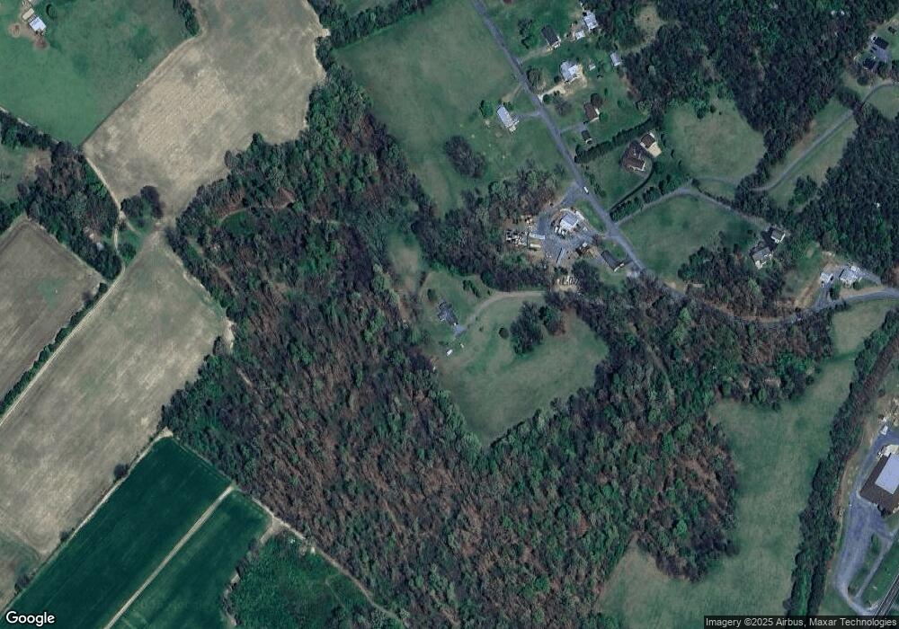 267 Saumsville Rd, Woodstock, VA 22664 - photo 1