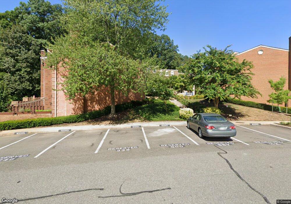 660 N Armistead St unit 31, Alexandria, VA 22312 - photo 1