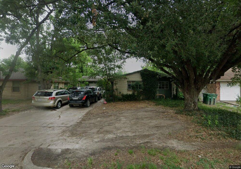5422 W 43rd St, Houston, TX 77092 - photo 1