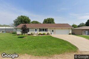 302 Grove St, Calamus, IA 52729