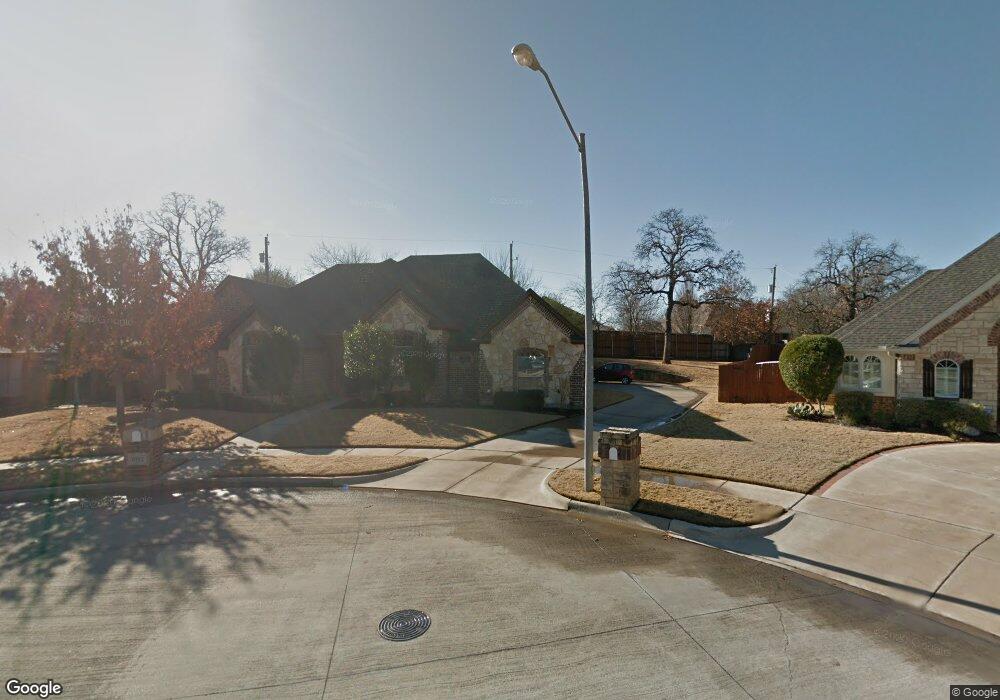 9112 Comis Dr, North Richland Hills, TX 76182 - photo 1