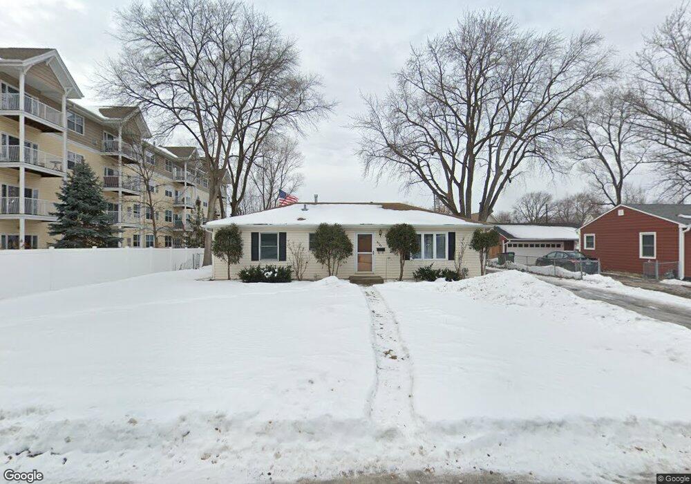 8326 Garfield Ave S, Bloomington, MN 55420 - photo 1