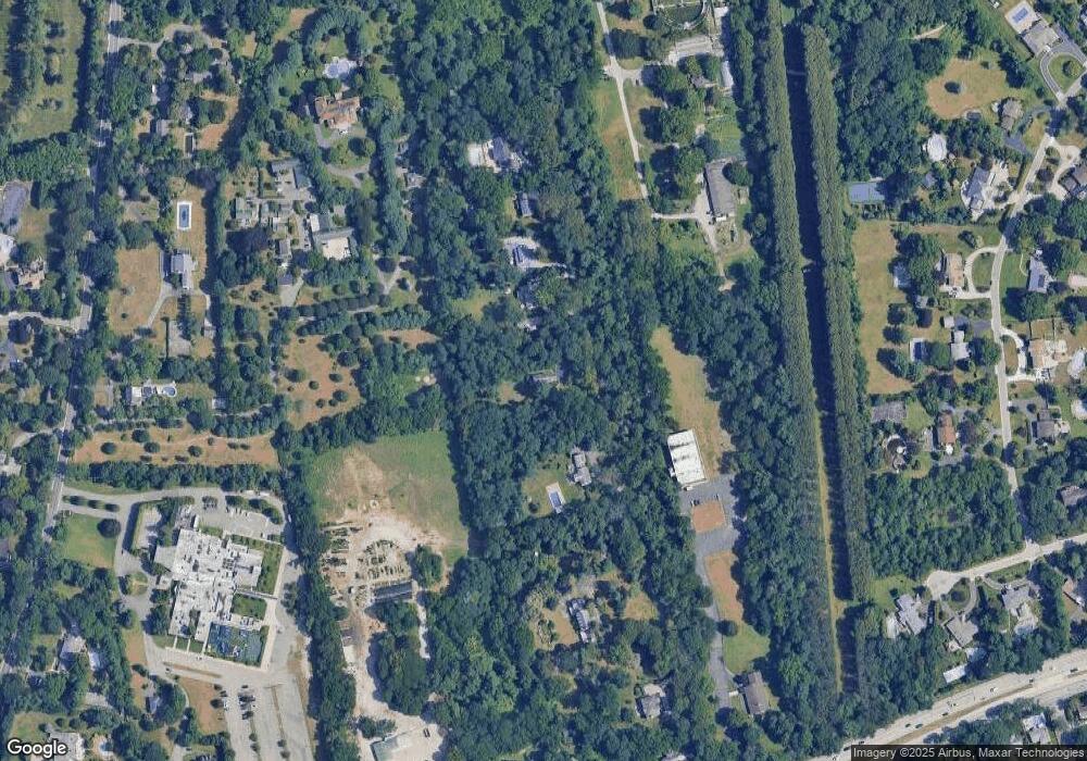 26 Hicks Ln, Old Westbury, NY 11568 - photo 1