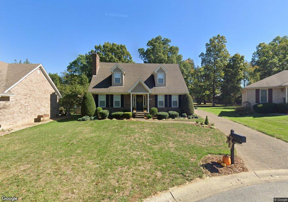 7406 Crabtree Dr, Louisville, KY 40228 - photo 1