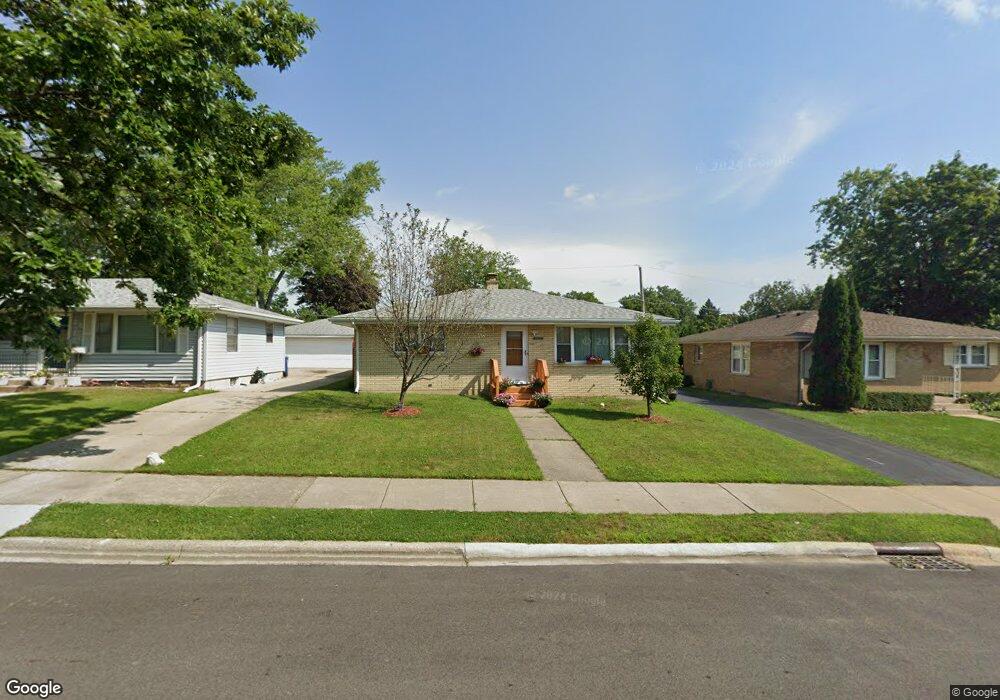 2612 W Grove Ave, Waukegan, IL 60085 - photo 1