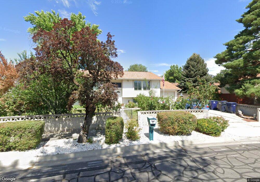 827 Chariot Dr, Sandy, UT 84094 - photo 1