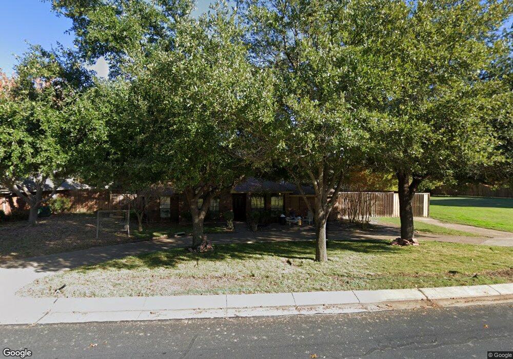 1006 Cook Dr, Grand Prairie, TX 75050 - photo 1