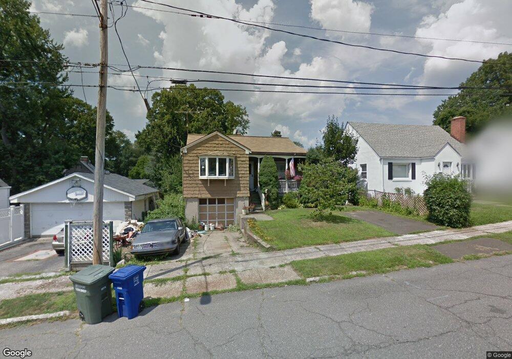 858 Ruth St, Bridgeport, CT 06606 - photo 1