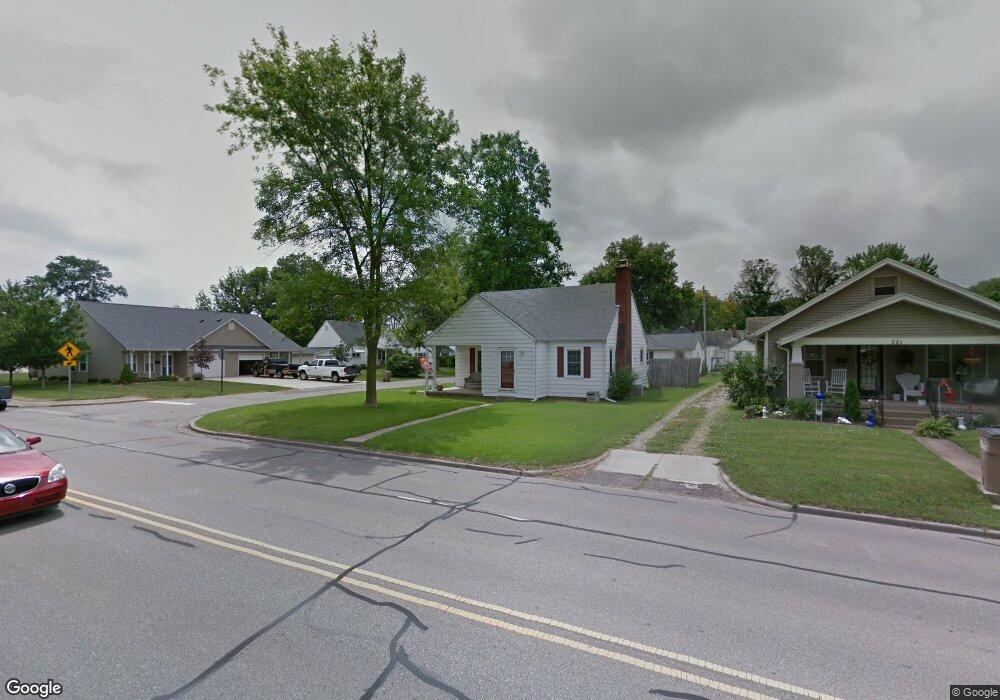 731 25th St, Columbus, IN 47201 - photo 1