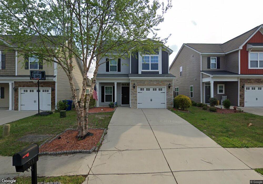 513 Finnegan Ln, West Columbia, SC 29169 - photo 1