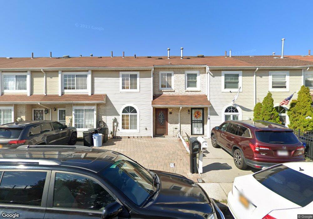 61 Adrianne Ln, Staten Island, NY 10303 - photo 1