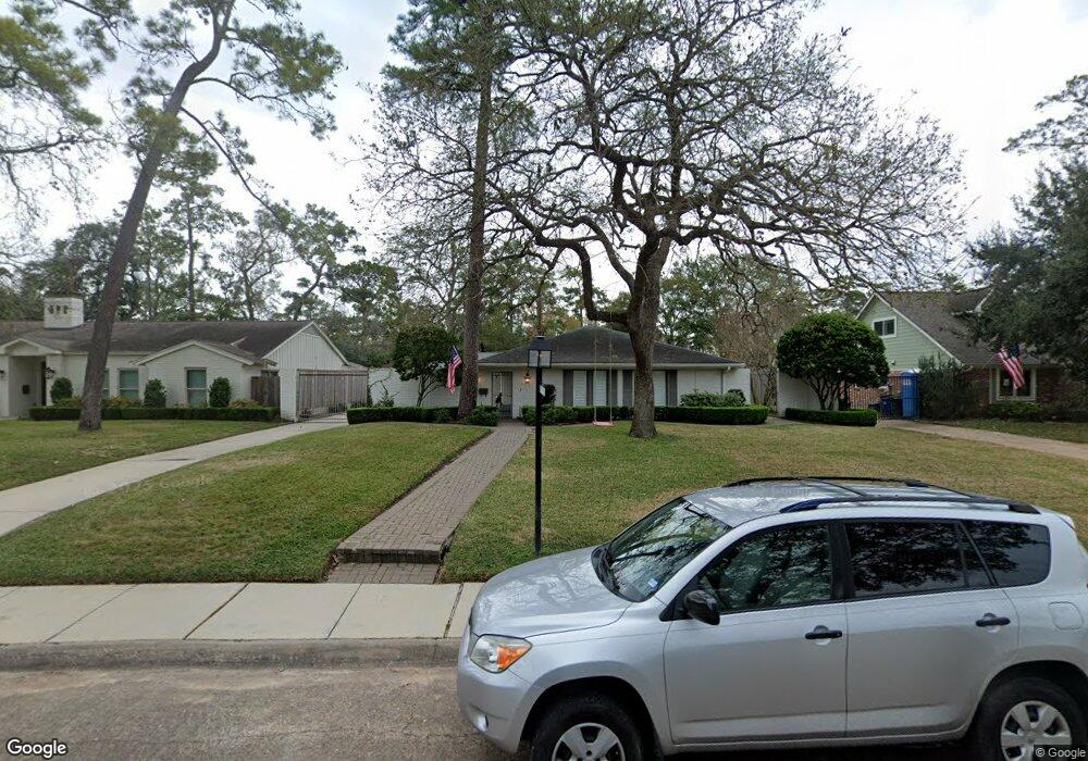 10038 Bayou Glen Rd, Houston, TX 77042 - photo 1