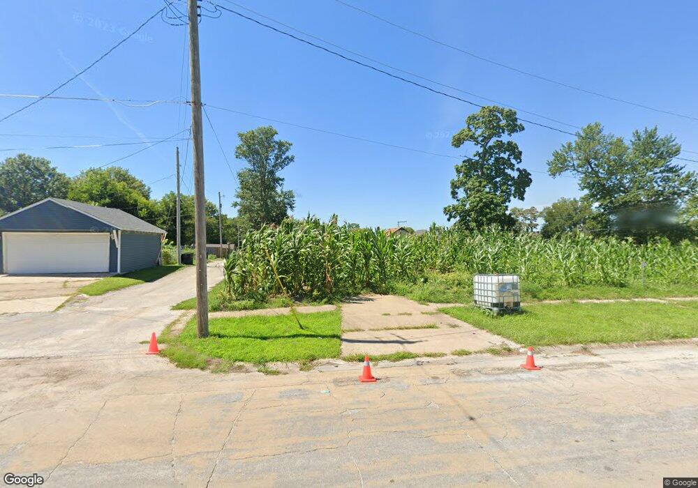 906 12th St, Rock Island, IL 61201 - photo 1