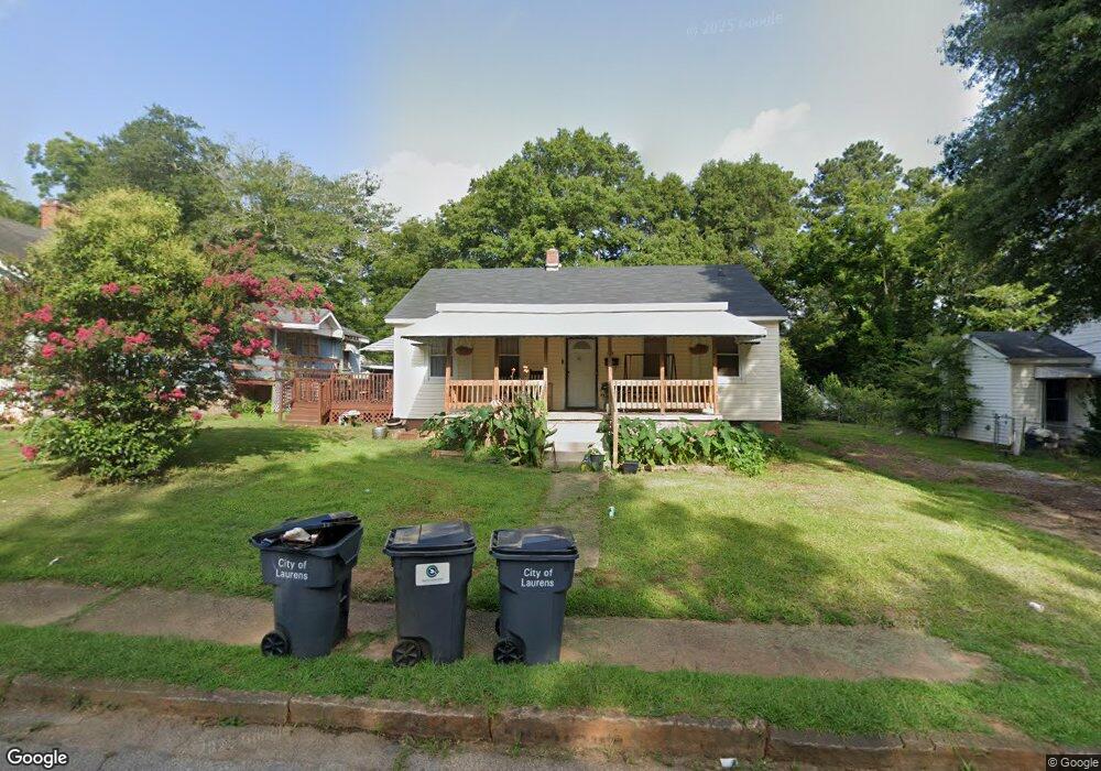 634 Sullivan St, Laurens, SC 29360 - photo 1