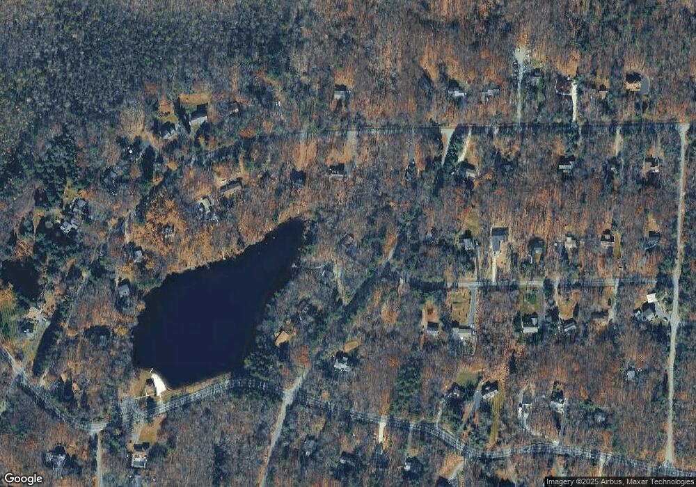 113 N Chokeberry Dr, Milford, PA 18337 - photo 1